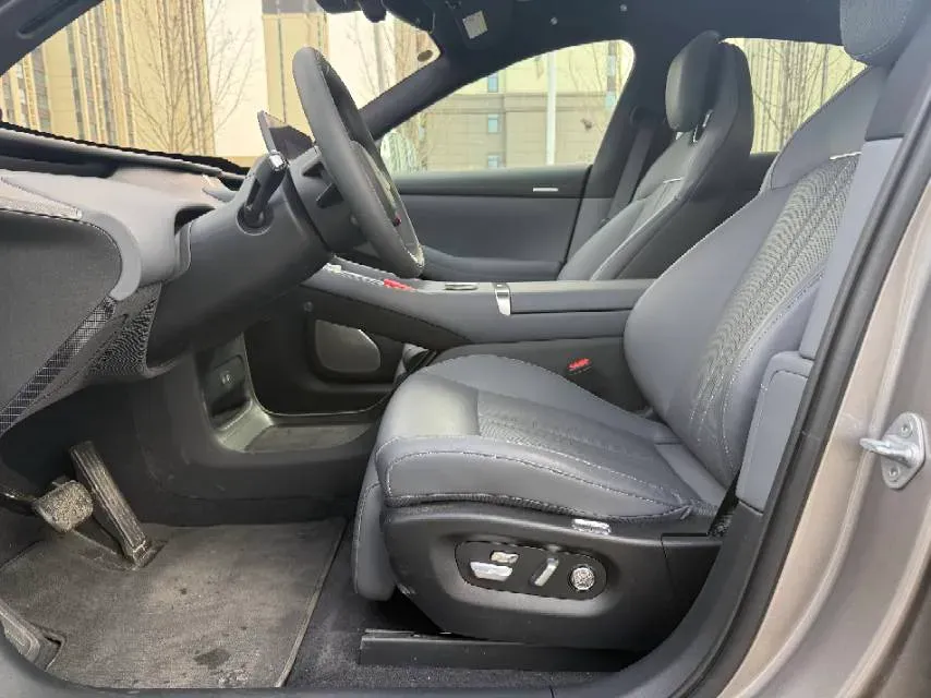 2025 MI YU7 BEV 96.3KWH,autocango,china used car exporter,china ev exporter,chinese used car exporter,chinese used ev exporter