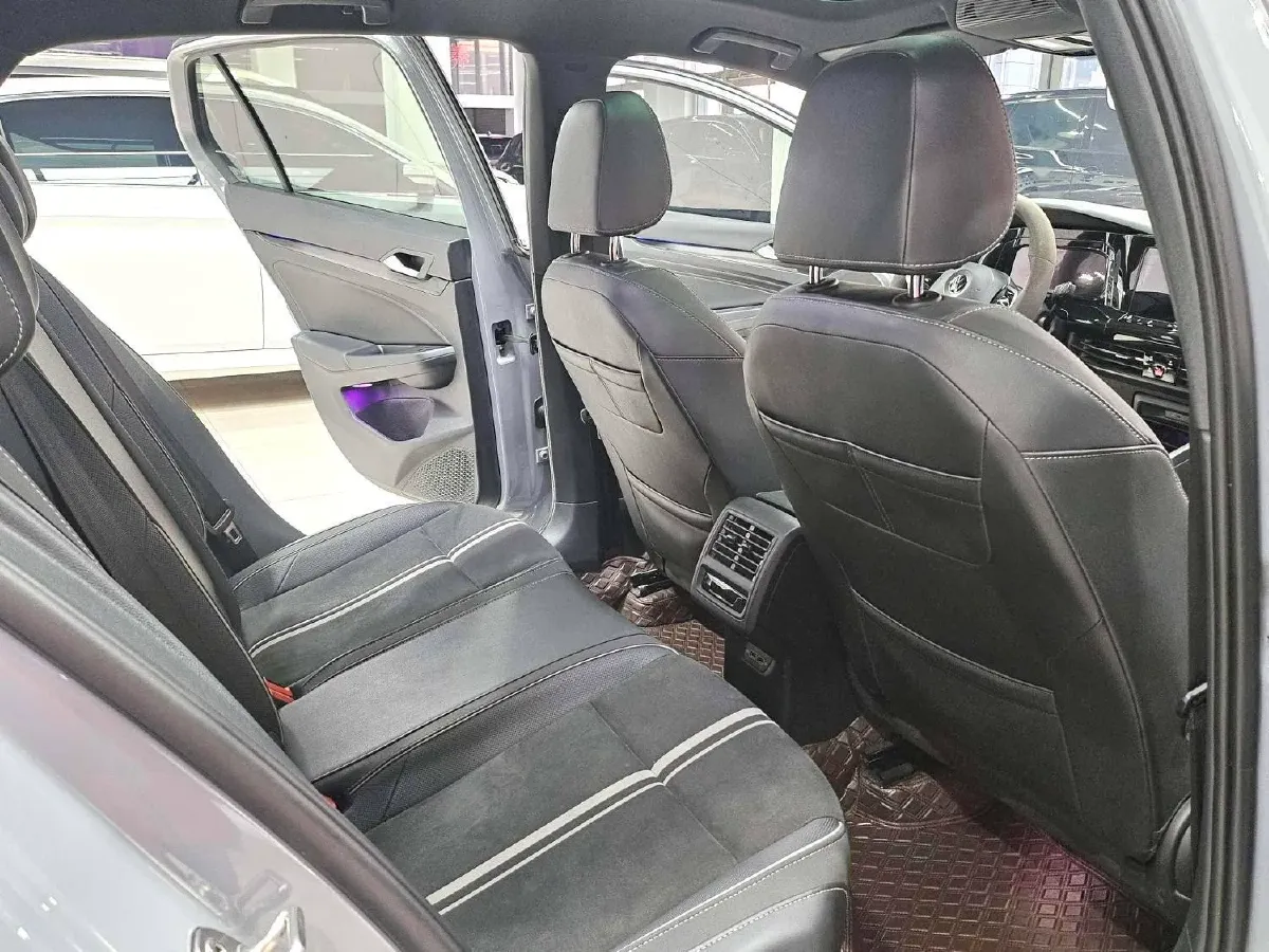 2021 Volkswagen Golf 1.4T 150HP L4 7DCT,autocango,china used car exporter,china ev exporter,chinese used car exporter,chinese used ev exporter