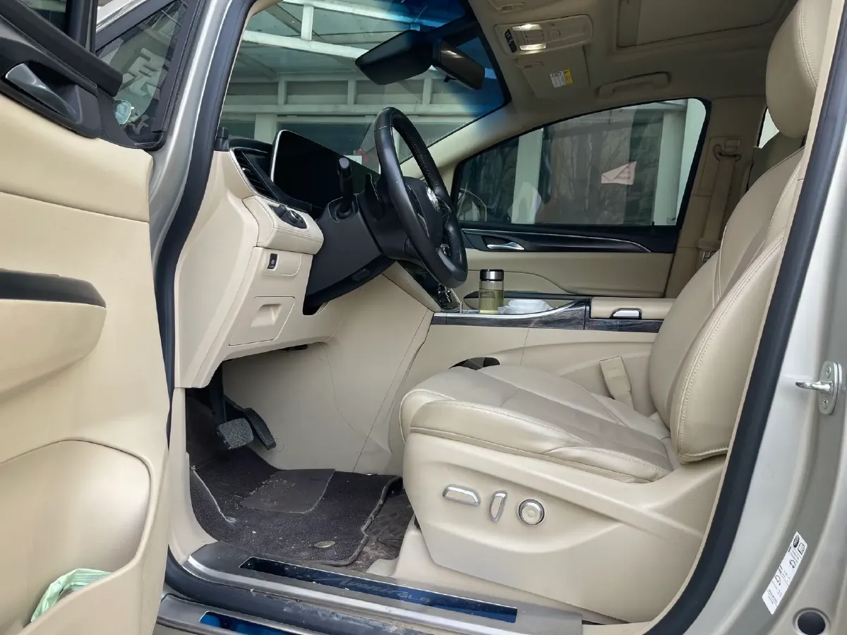 2022 Buick GL8 2.0T 237HP L4 9AT,autocango,china used car exporter,china ev exporter,chinese used car exporter,chinese used ev exporter