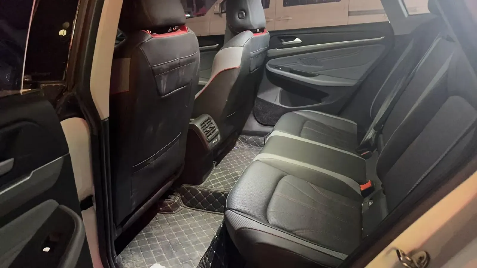 2023 Volkswagen Lamando 1.4T 150HP L4 7DCT,autocango,china used car exporter,china ev exporter,chinese used car exporter,chinese used ev exporter