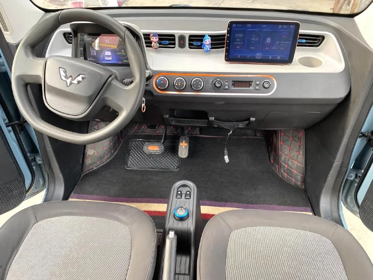 2021 WuLing HongGuang MINI EV BEV 9KWH,autocango,china used car exporter,china ev exporter,chinese used car exporter,chinese used ev exporter