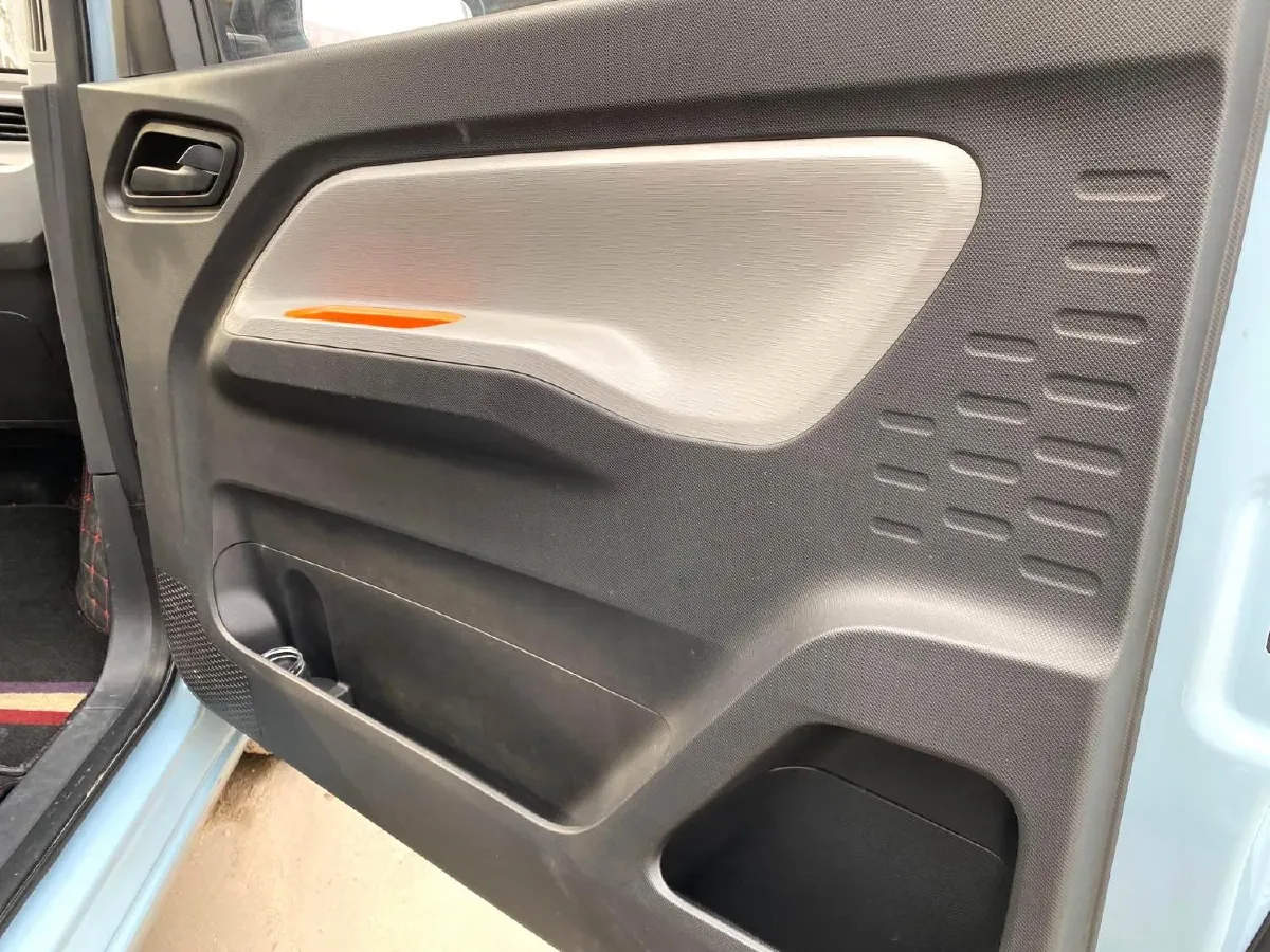 2021 WuLing HongGuang MINI EV BEV 9KWH,autocango,china used car exporter,china ev exporter,chinese used car exporter,chinese used ev exporter