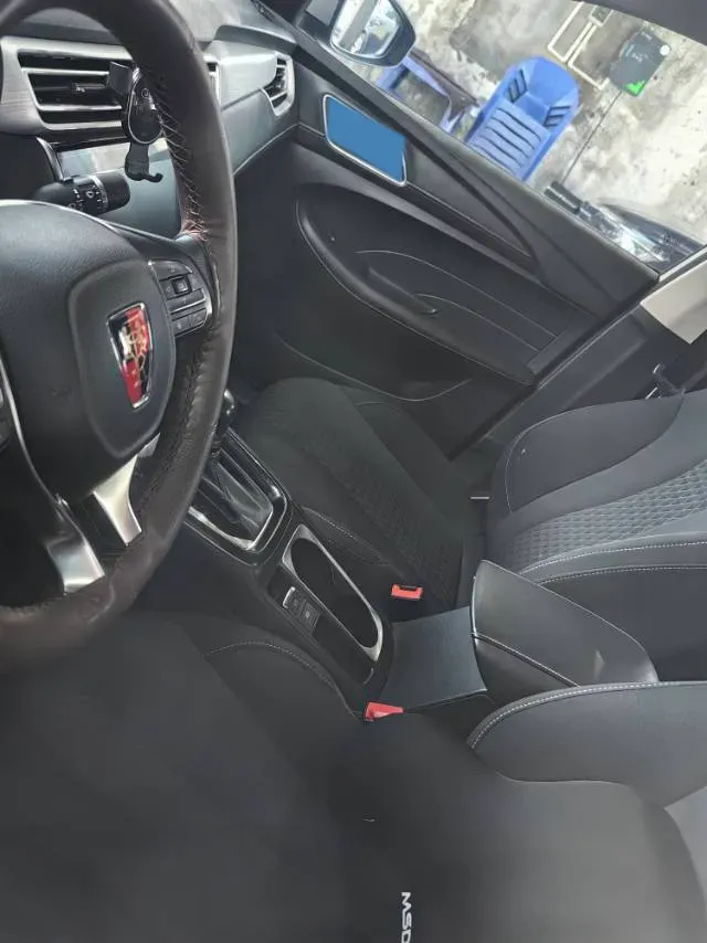 2021 Roewe i5 1.5L 120HP L4 CVT,autocango,china used car exporter,china ev exporter,chinese used car exporter,chinese used ev exporter