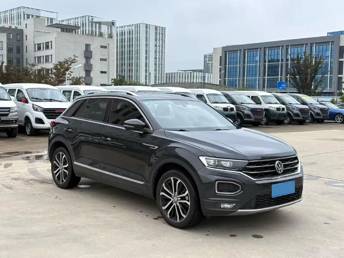 2020 Volkswagen T-Roc 1.4T 150HP L4 7DCT,autocango,china used car exporter,china ev exporter,chinese used car exporter,chinese used ev exporter