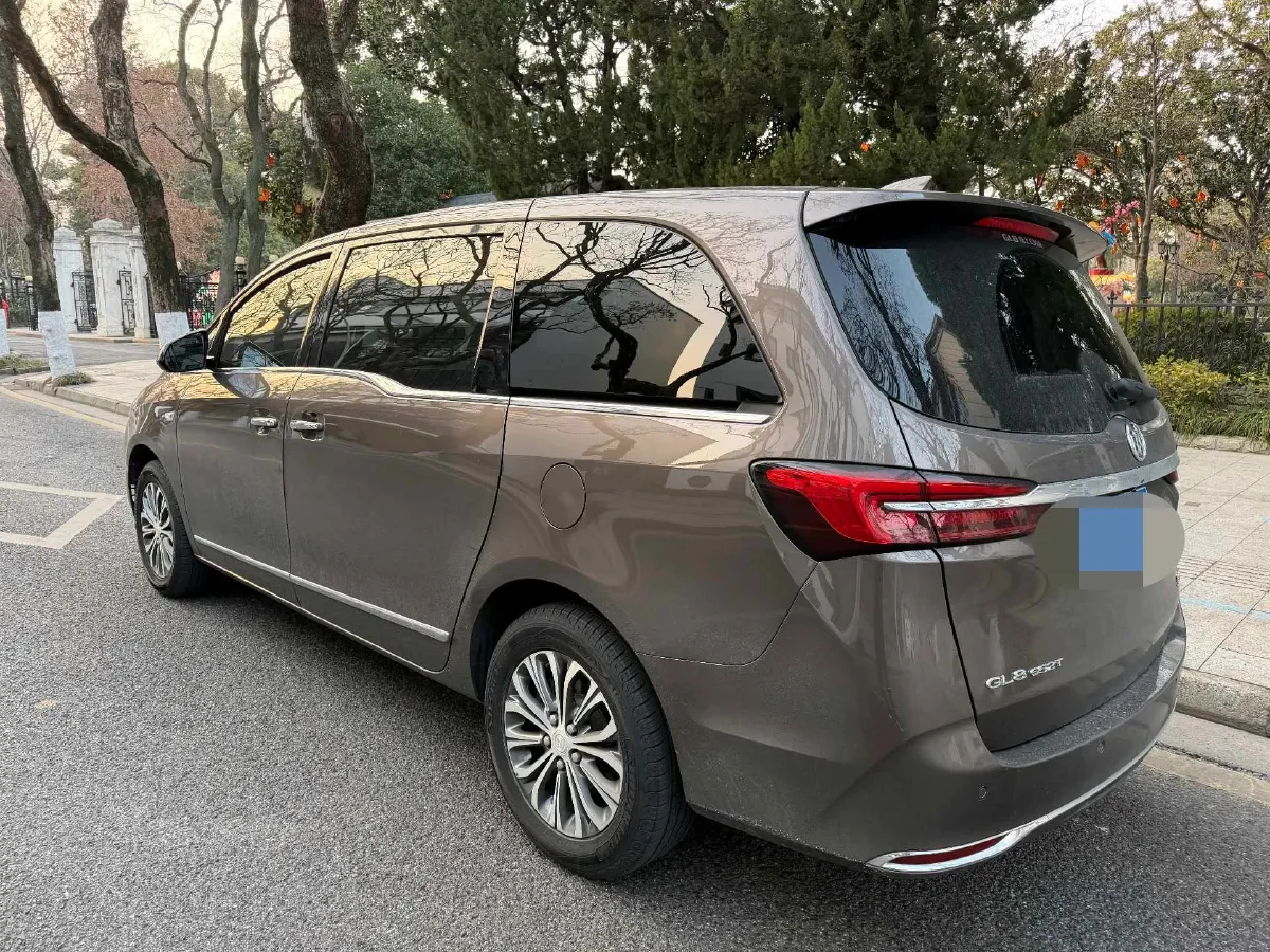 2021 Buick GL8 2.0T 237HP L4 9AT,autocango,china used car exporter,china ev exporter,chinese used car exporter,chinese used ev exporter