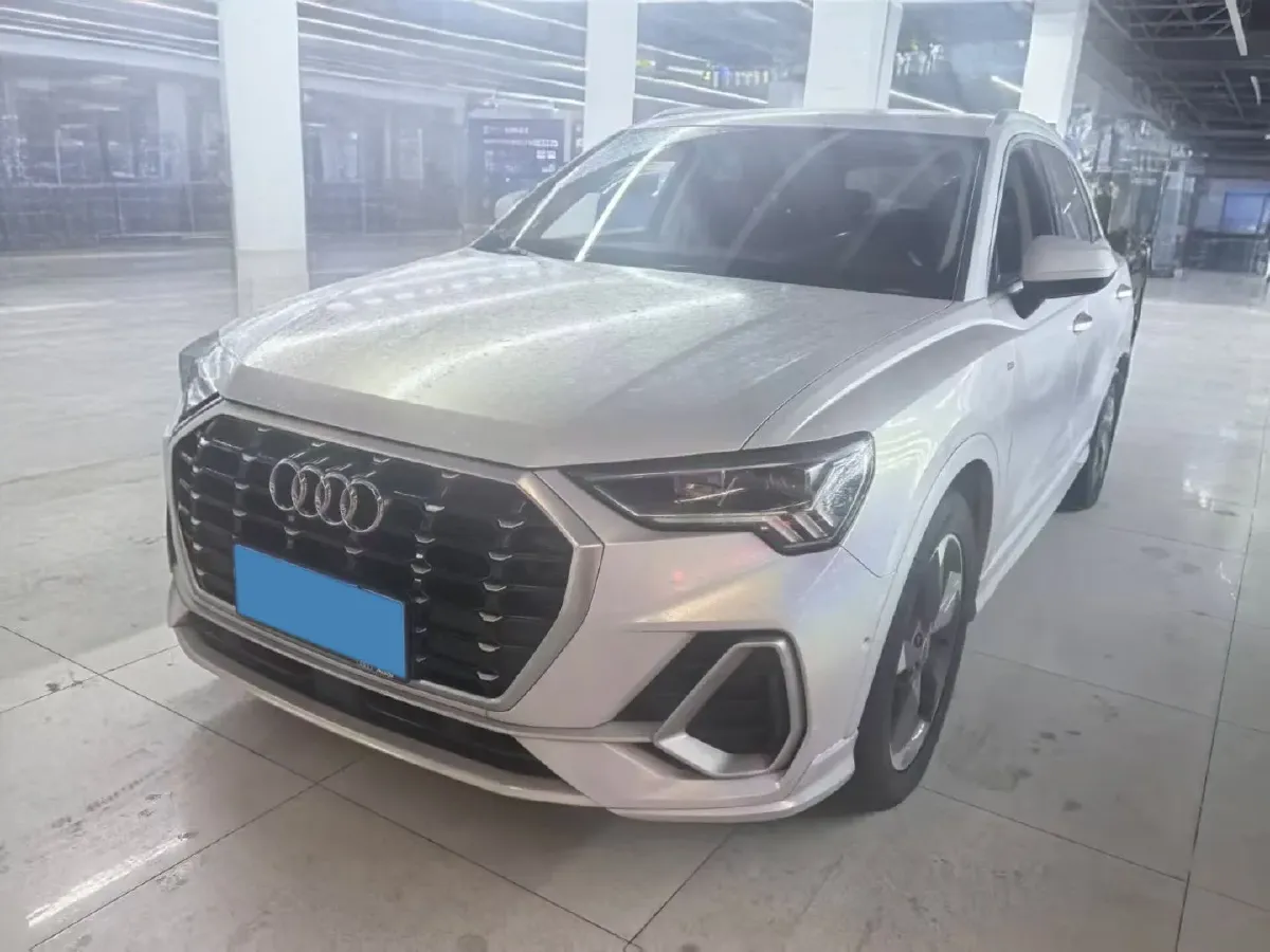 2021 Audi Q3 1.4T 150HP L4 7DCT,autocango,china used car exporter,china ev exporter,chinese used car exporter,chinese used ev exporter