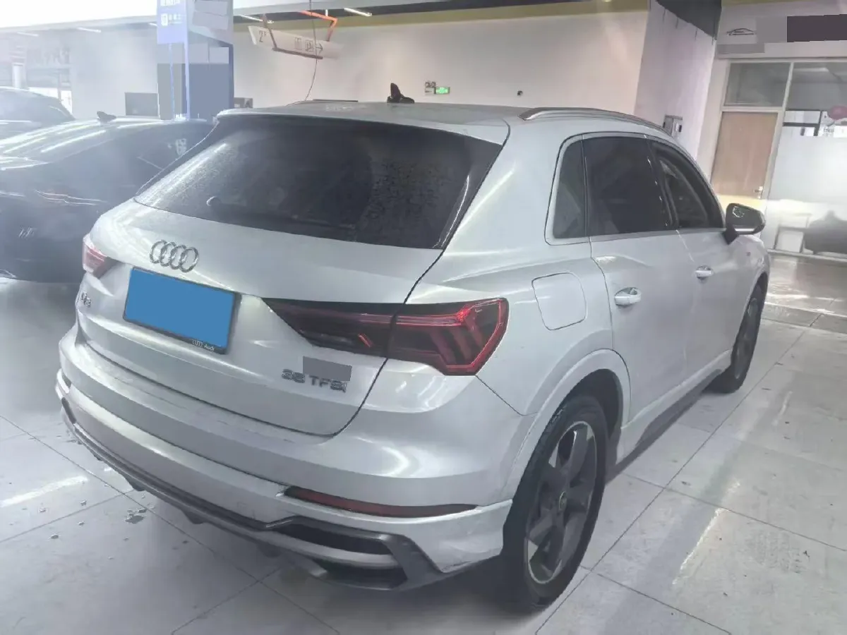 2021 Audi Q3 1.4T 150HP L4 7DCT,autocango,china used car exporter,china ev exporter,chinese used car exporter,chinese used ev exporter