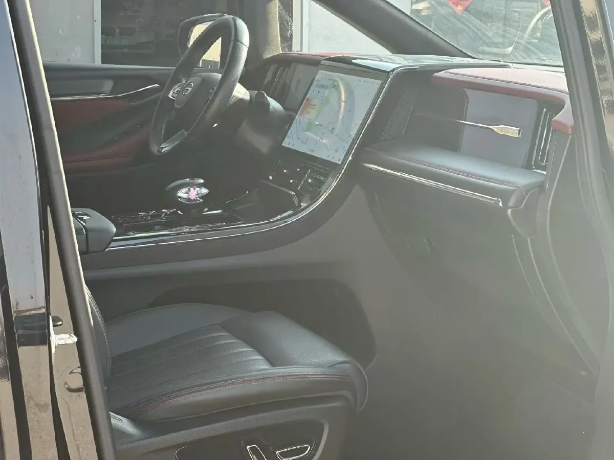 2023 GAC Trumpchi M8 2.0T 252HP L4 8AT,autocango,china used car exporter,china ev exporter,chinese used car exporter,chinese used ev exporter