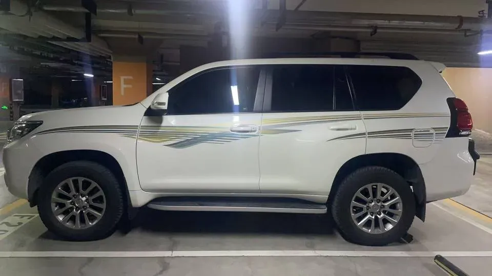2019 Toyota Land Cruiser Prado 3.5L 280HP V6 6AT,autocango,china used car exporter,china ev exporter,chinese used car exporter,chinese used ev exporter