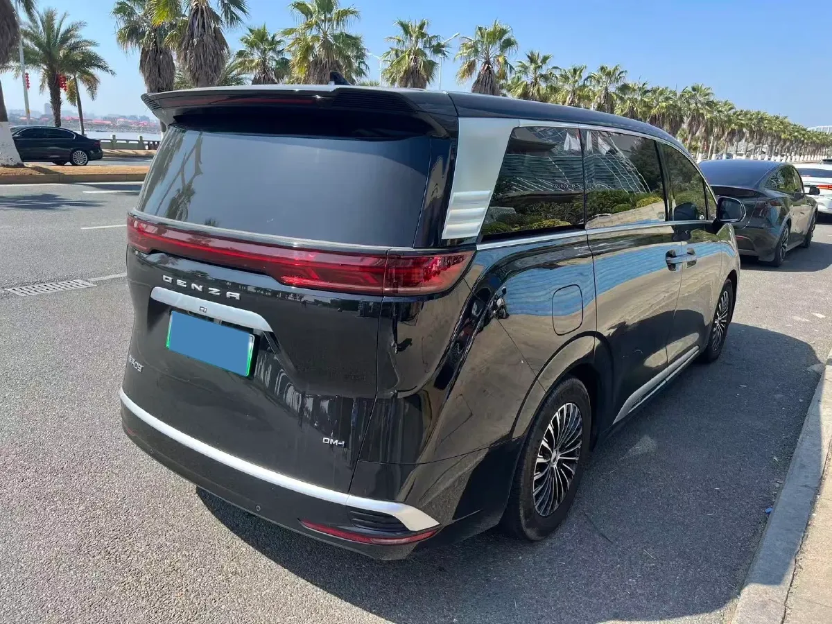 2024 Denza D9 1.5T 139HP L4 E-CVT PHEV 40KWH,autocango,china used car exporter,china ev exporter,chinese used car exporter,chinese used ev exporter