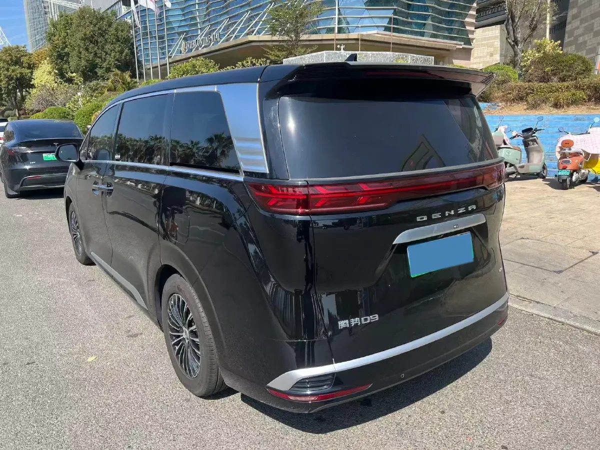 2024 Denza D9 1.5T 139HP L4 E-CVT PHEV 40KWH,autocango,china used car exporter,china ev exporter,chinese used car exporter,chinese used ev exporter