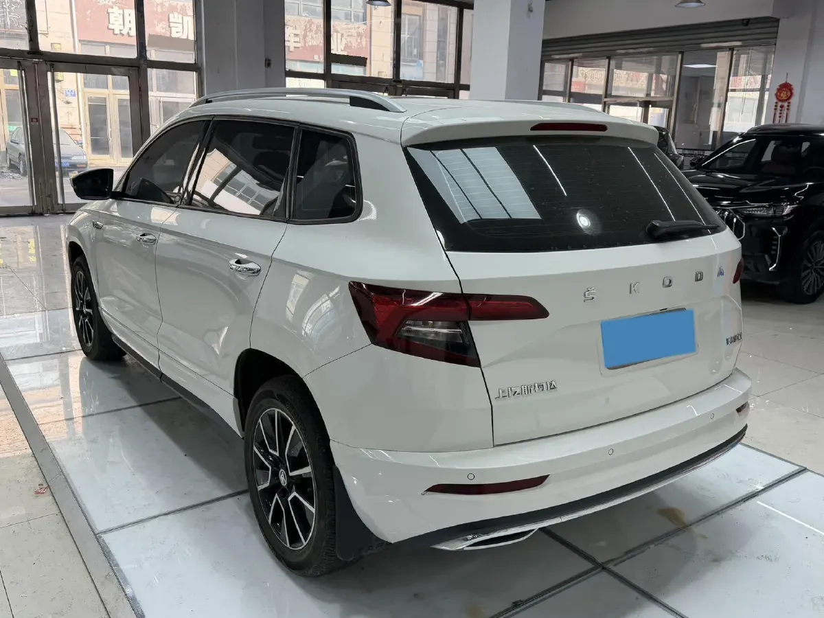 2022 Skoda Karoq 1.4T 150HP L4 7DCT,autocango,china used car exporter,china ev exporter,chinese used car exporter,chinese used ev exporter