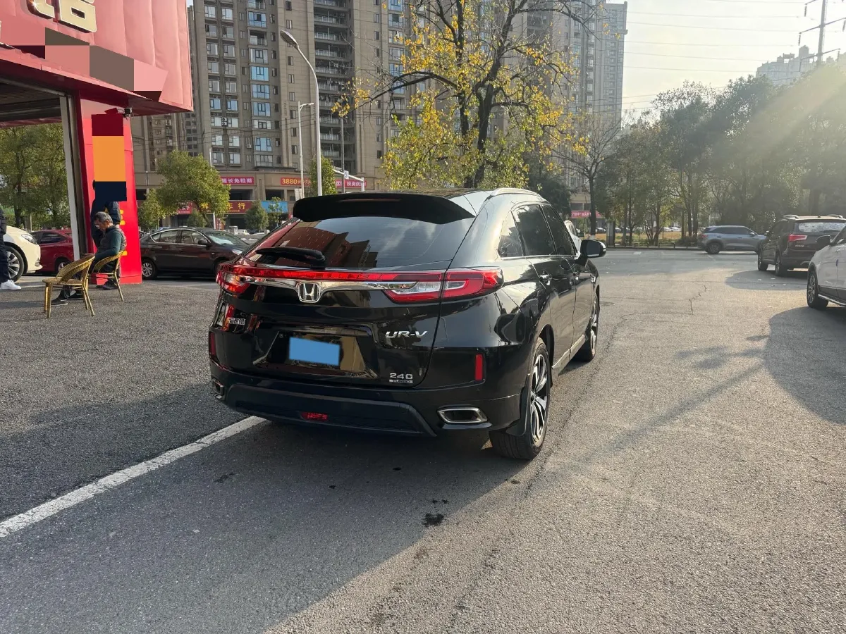 2017 Honda UR-V 1.5T 193HP L4 CVT,autocango,china used car exporter,china ev exporter,chinese used car exporter,chinese used ev exporter