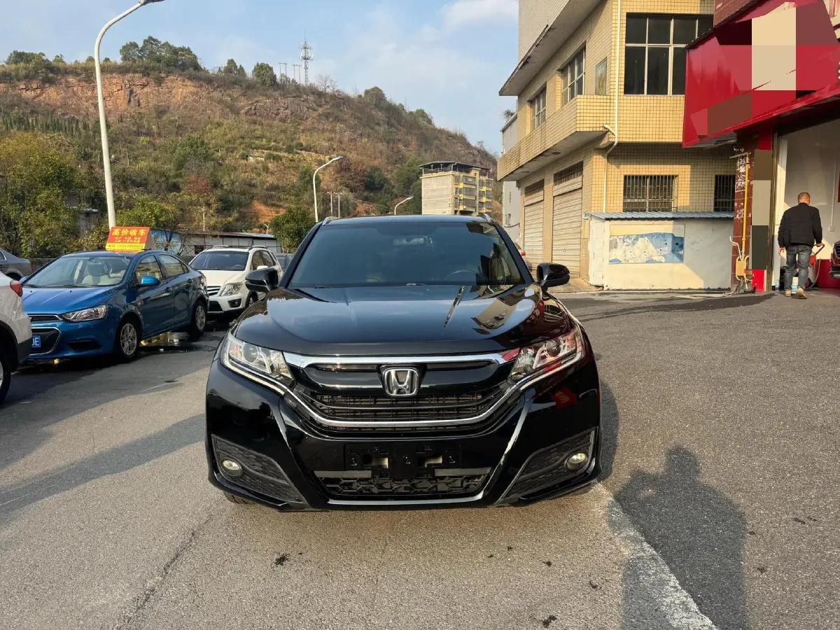 2017 Honda UR-V 1.5T 193HP L4 CVT,autocango,china used car exporter,china ev exporter,chinese used car exporter,chinese used ev exporter