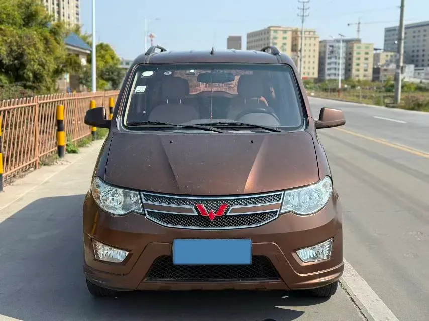2016 WuLing HongGuang 1.5L 112HP L4 5MT,autocango,china used car exporter,china ev exporter,chinese used car exporter,chinese used ev exporter