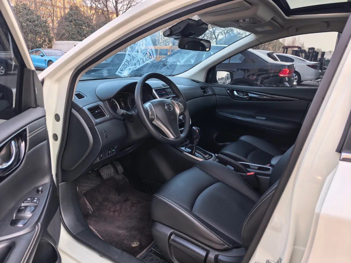 2021 Nissan Tiida 1.6L 122HP L4 CVT,autocango,china used car exporter,china ev exporter,chinese used car exporter,chinese used ev exporter