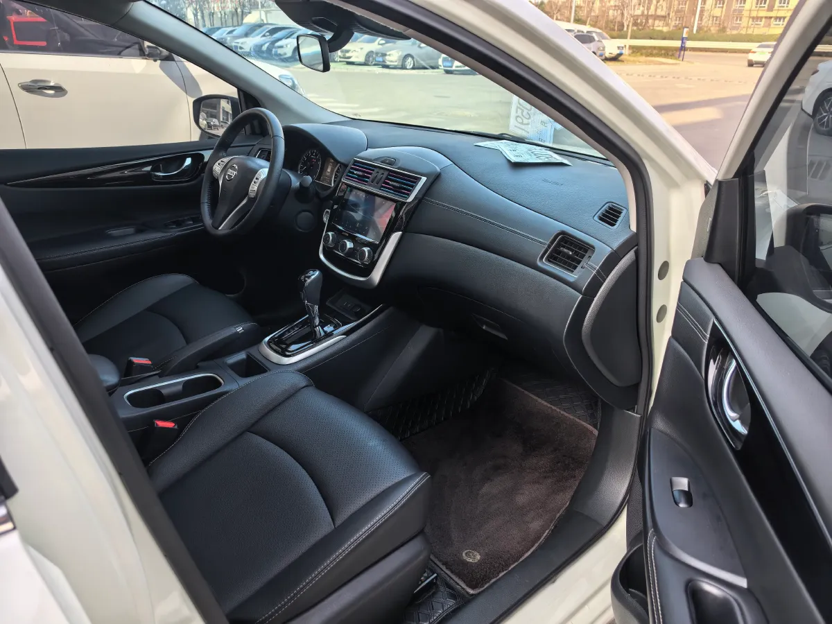 2021 Nissan Tiida 1.6L 122HP L4 CVT,autocango,china used car exporter,china ev exporter,chinese used car exporter,chinese used ev exporter