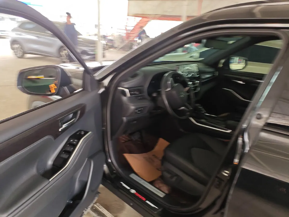 2021 Toyota Crown Kluger 2.5L 192HP L4 E-CVT Hybrid,autocango,china used car exporter,china ev exporter,chinese used car exporter,chinese used ev exporter