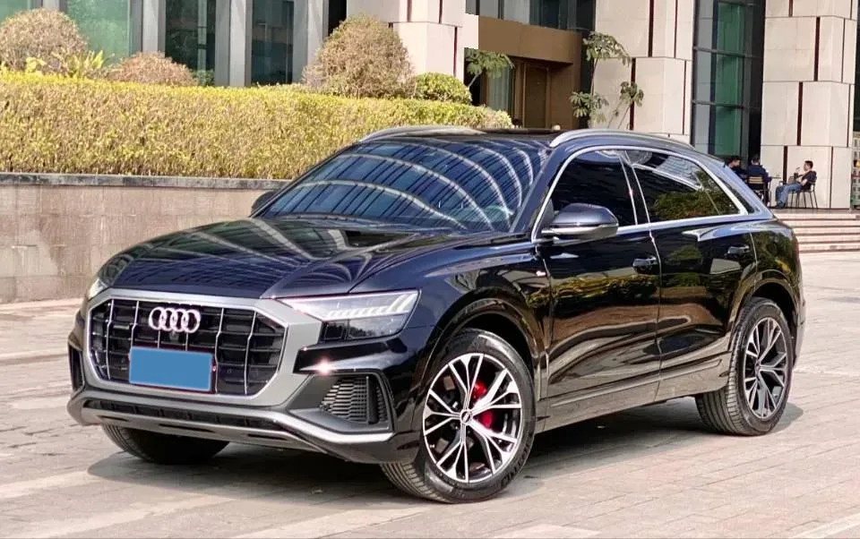 2021 Audi Q8 3.0T 340HP V6 8AT,autocango,china used car exporter,china ev exporter,chinese used car exporter,chinese used ev exporter