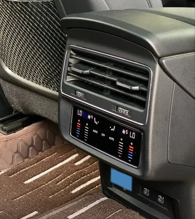 2021 Audi Q8 3.0T 340HP V6 8AT,autocango,china used car exporter,china ev exporter,chinese used car exporter,chinese used ev exporter