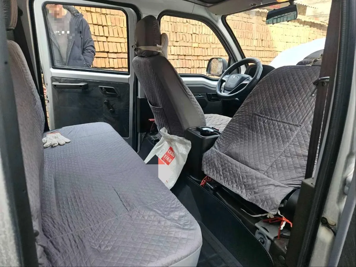 2023 WuLing RongGuang New Truck 2.0L 136HP L4 5MT,autocango,china used car exporter,china ev exporter,chinese used car exporter,chinese used ev exporter