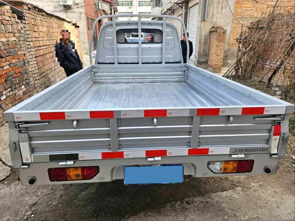 2023 WuLing RongGuang New Truck 2.0L 136HP L4 5MT,autocango,china used car exporter,china ev exporter,chinese used car exporter,chinese used ev exporter