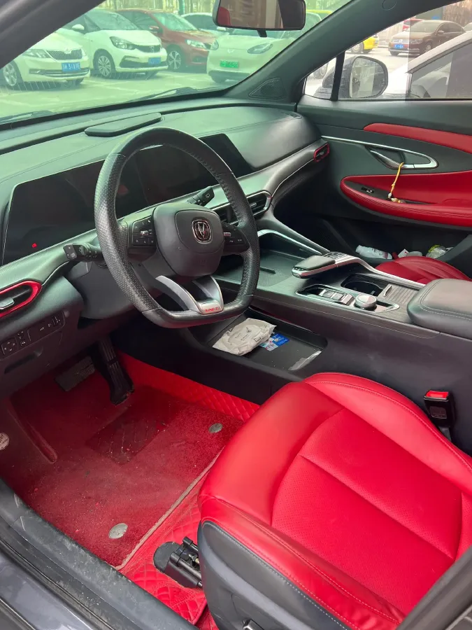 2020 ChangAn UNI-T 1.5T 180HP L4 7DCT,autocango,china used car exporter,china ev exporter,chinese used car exporter,chinese used ev exporter