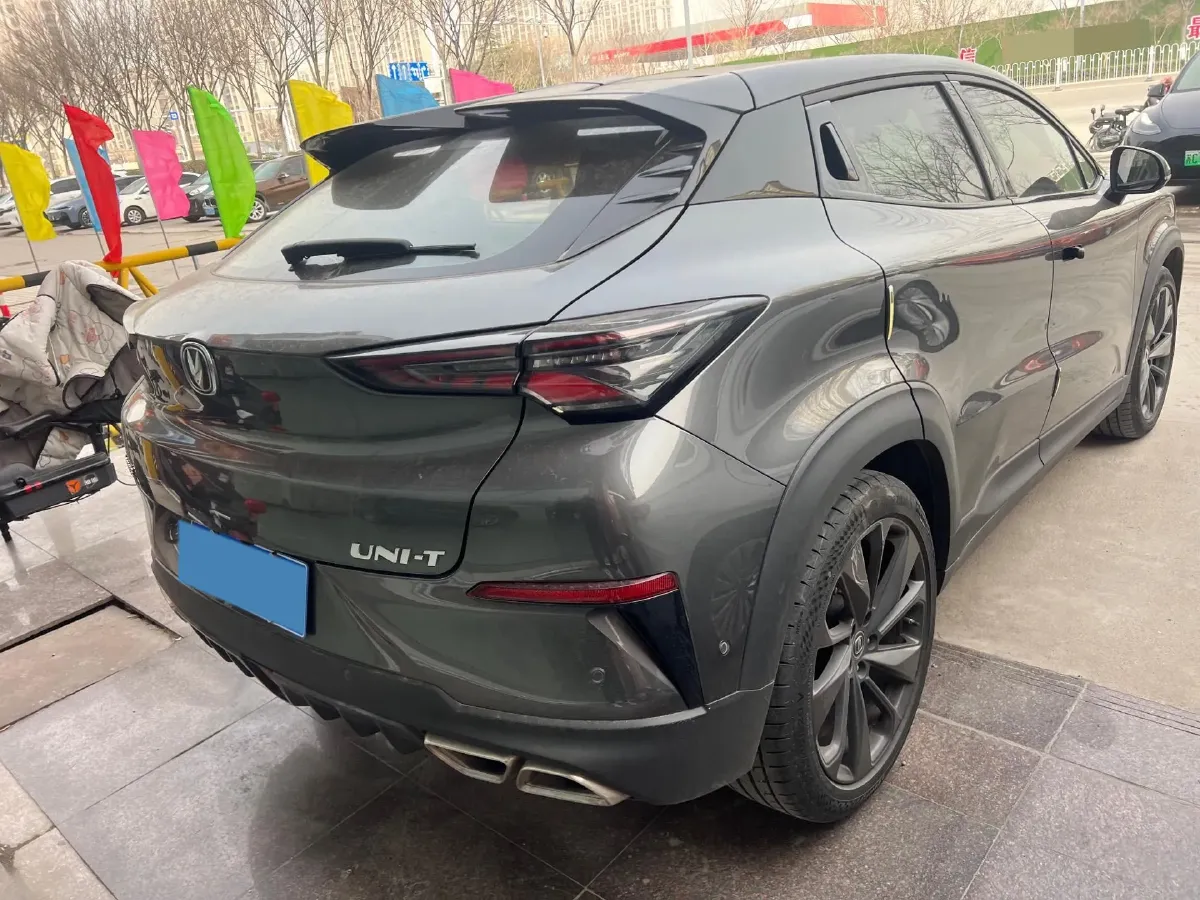 2020 ChangAn UNI-T 1.5T 180HP L4 7DCT,autocango,china used car exporter,china ev exporter,chinese used car exporter,chinese used ev exporter