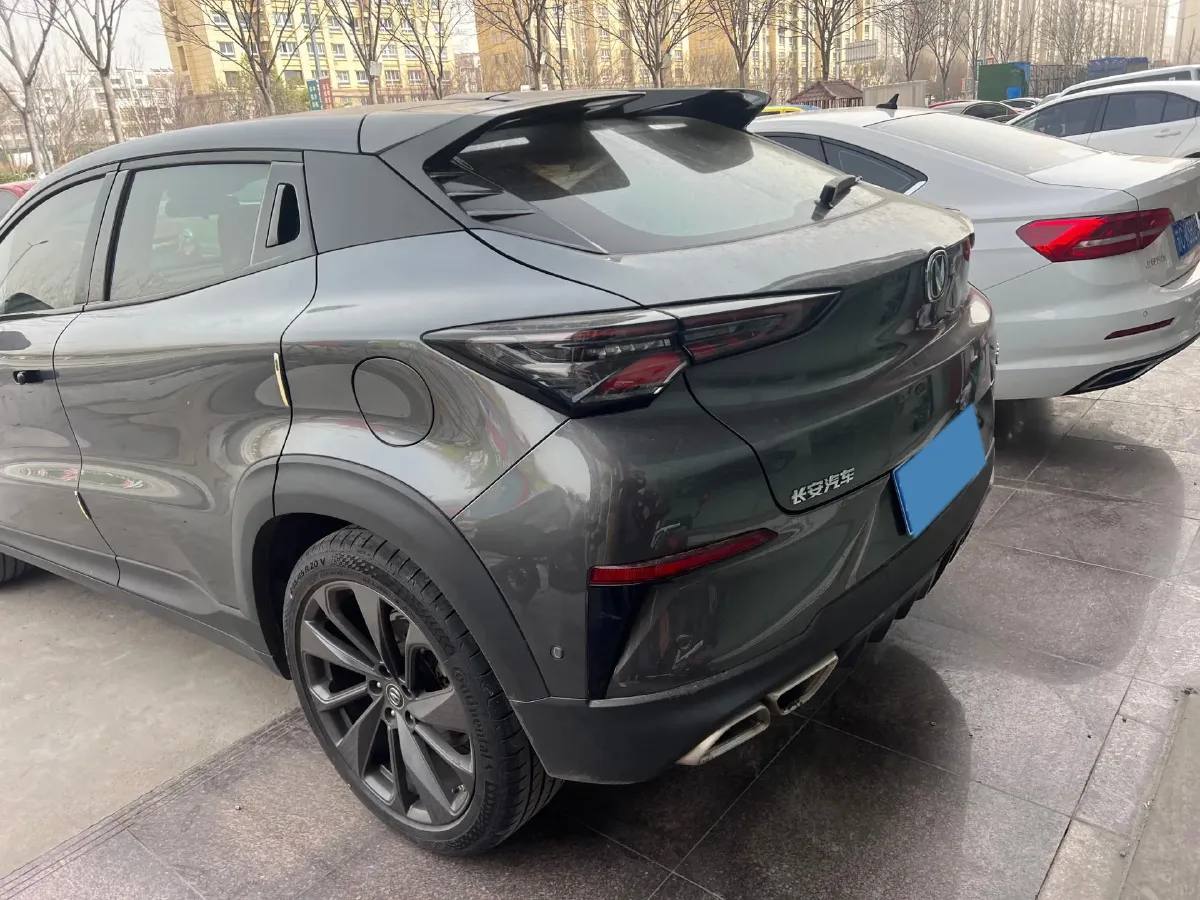 2020 ChangAn UNI-T 1.5T 180HP L4 7DCT,autocango,china used car exporter,china ev exporter,chinese used car exporter,chinese used ev exporter