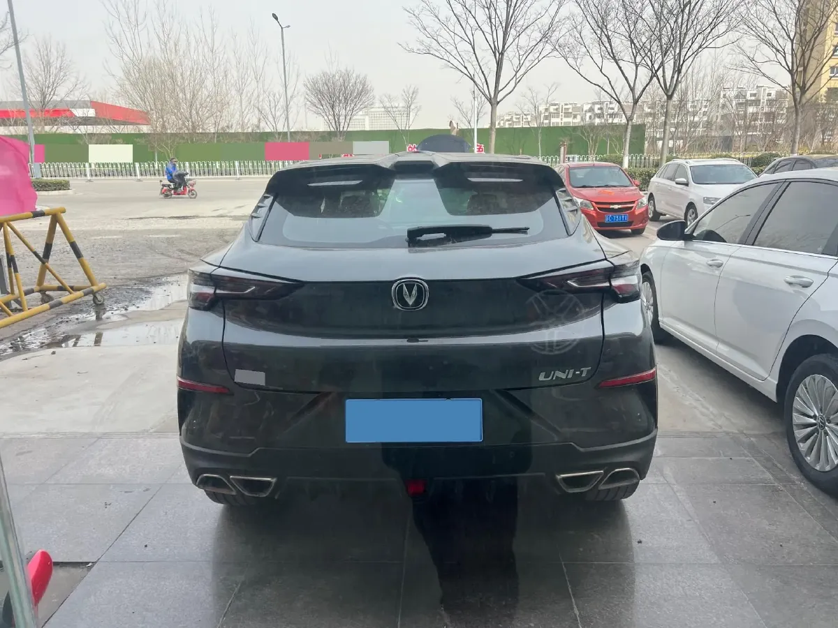 2020 ChangAn UNI-T 1.5T 180HP L4 7DCT,autocango,china used car exporter,china ev exporter,chinese used car exporter,chinese used ev exporter