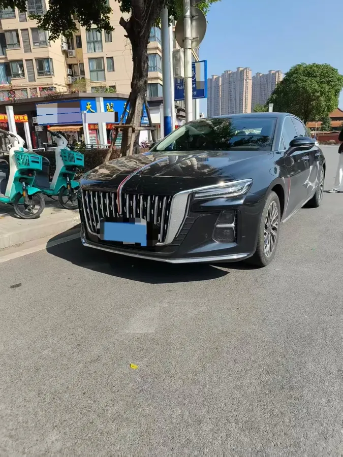 2024 HongQi H5 2.0T 224HP L4 8AT,autocango,china used car exporter,china ev exporter,chinese used car exporter,chinese used ev exporter