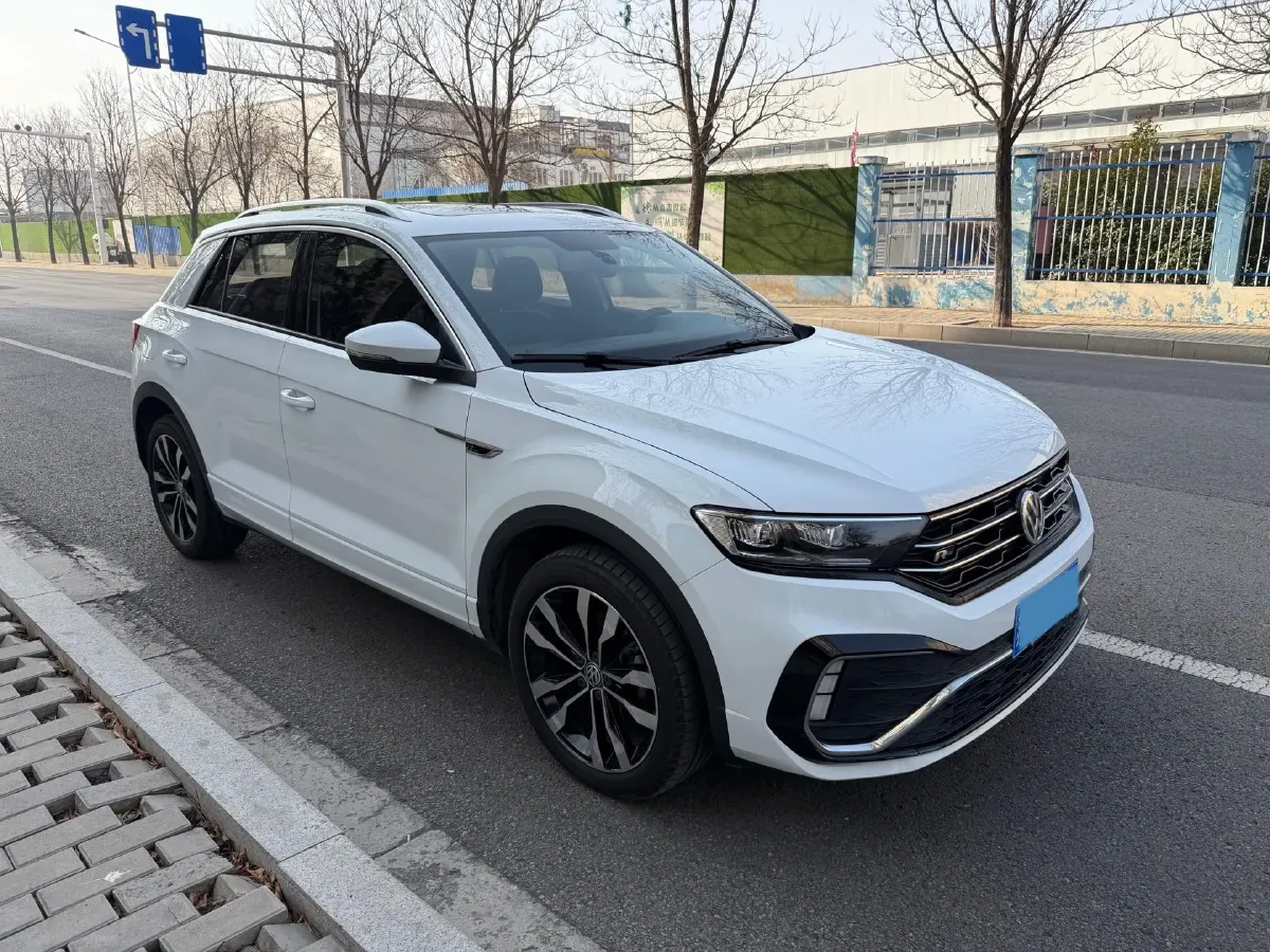2020 Volkswagen T-Roc 1.4T 150HP L4 7DCT,autocango,china used car exporter,china ev exporter,chinese used car exporter,chinese used ev exporter