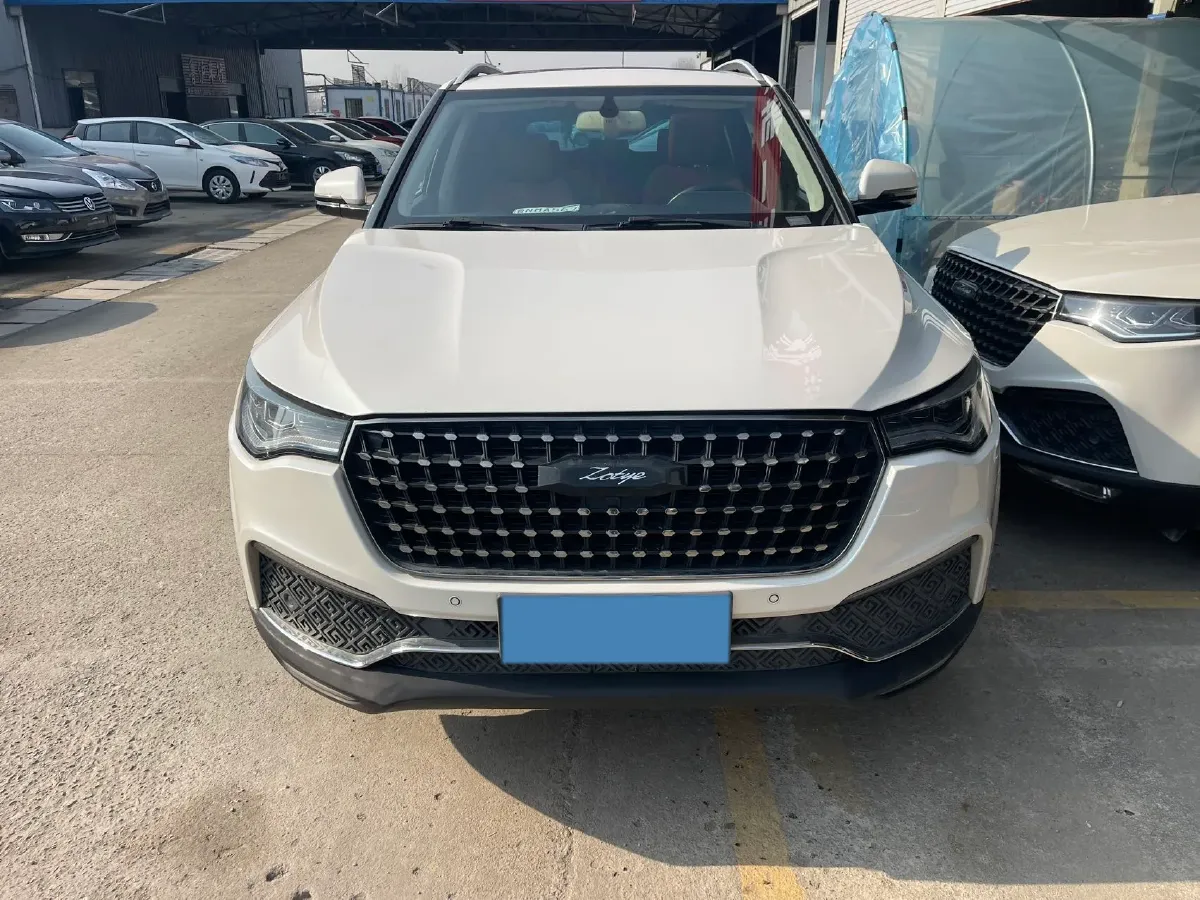 2017 Zotye T700 1.8T 177HP L4 6DCT,autocango,china used car exporter,china ev exporter,chinese used car exporter,chinese used ev exporter