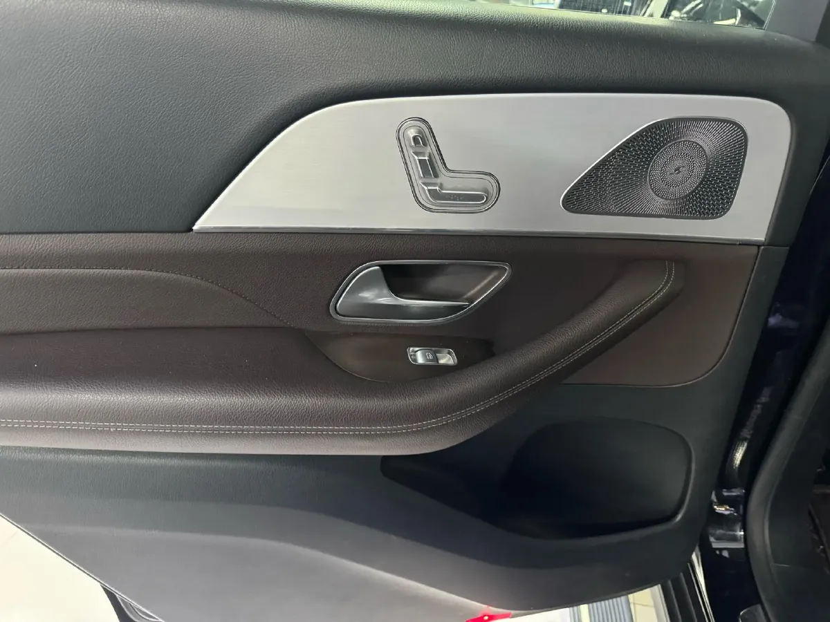 2021 Mercedes-Benz GLS Class 2.5T 313HP L6 9AT,autocango,china used car exporter,china ev exporter,chinese used car exporter,chinese used ev exporter