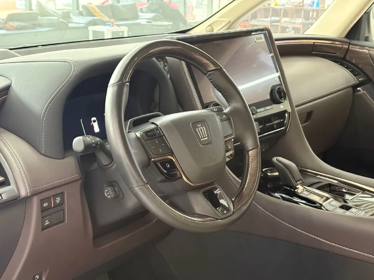 2024 Toyota Vellfire 2.5L 190HP L4 E-CVT Hybrid,autocango,china used car exporter,china ev exporter,chinese used car exporter,chinese used ev exporter