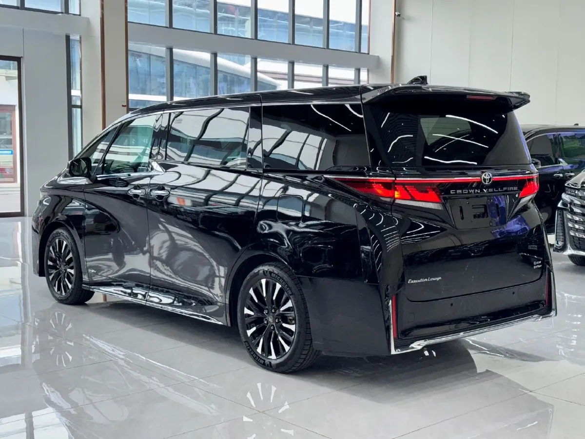 2024 Toyota Vellfire 2.5L 190HP L4 E-CVT Hybrid,autocango,china used car exporter,china ev exporter,chinese used car exporter,chinese used ev exporter