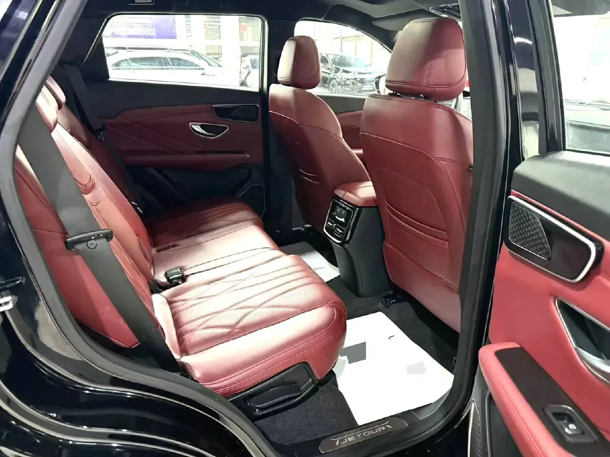 2025 Jetour X70 Plus 1.5T 156HP L4 6DCT,autocango,china used car exporter,china ev exporter,chinese used car exporter,chinese used ev exporter