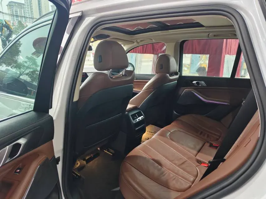 2020 BMW X5 3.0T 340HP L6 8AT,autocango,china used car exporter,china ev exporter,chinese used car exporter,chinese used ev exporter