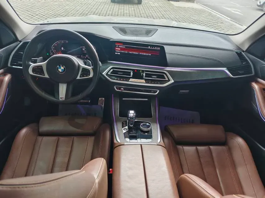 2020 BMW X5 3.0T 340HP L6 8AT,autocango,china used car exporter,china ev exporter,chinese used car exporter,chinese used ev exporter