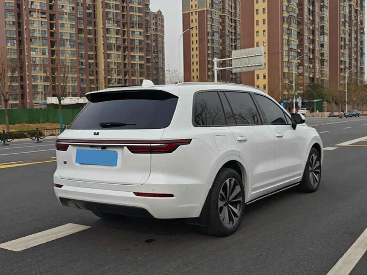 2021 Li ONE Range Extended 131HP REEV 40.5KWH,autocango,china used car exporter,china ev exporter,chinese used car exporter,chinese used ev exporter