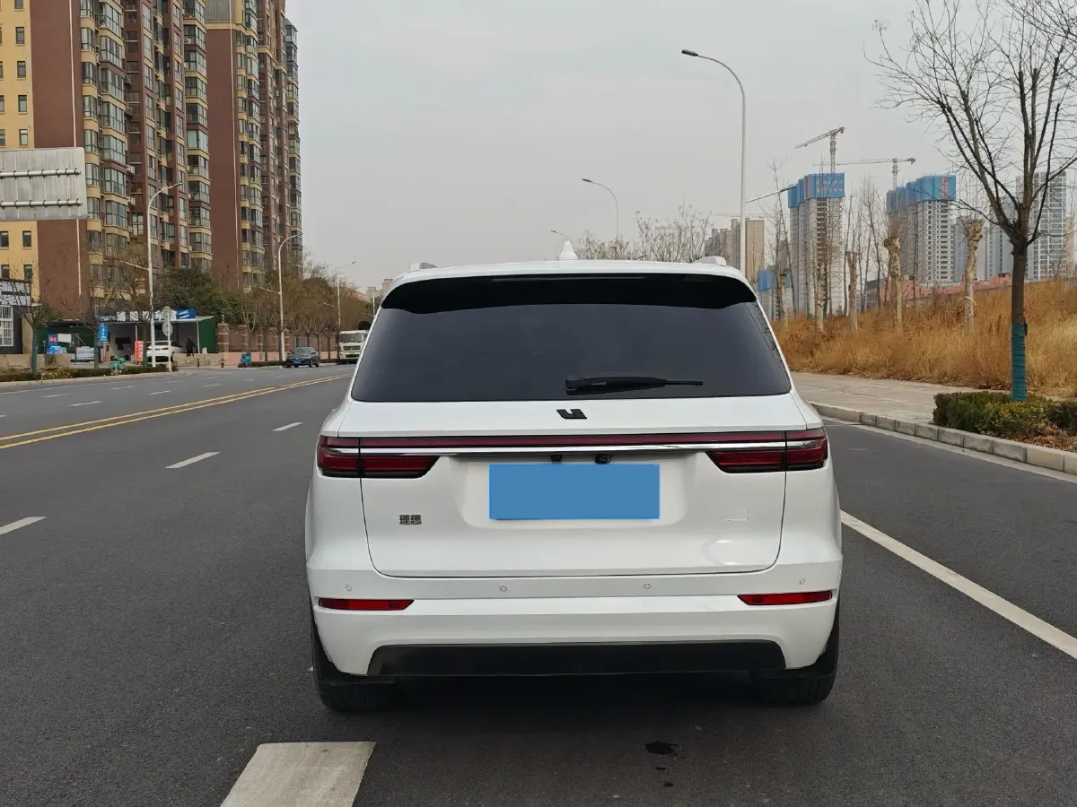 2021 Li ONE Range Extended 131HP REEV 40.5KWH,autocango,china used car exporter,china ev exporter,chinese used car exporter,chinese used ev exporter