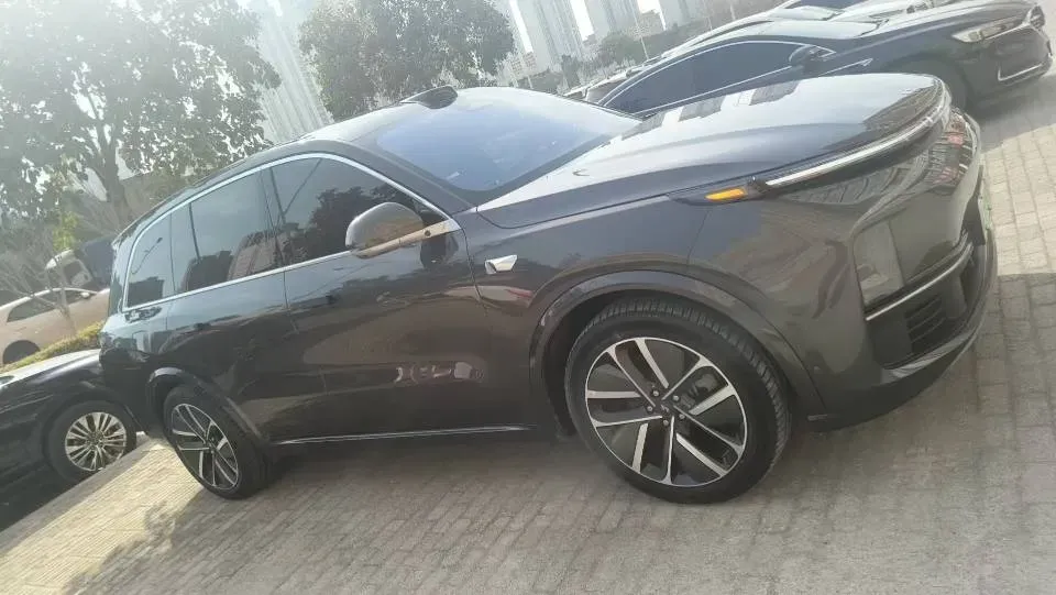 2024 Li L8 Range Extended 154HP REEV 52.3KWH,autocango,china used car exporter,china ev exporter,chinese used car exporter,chinese used ev exporter
