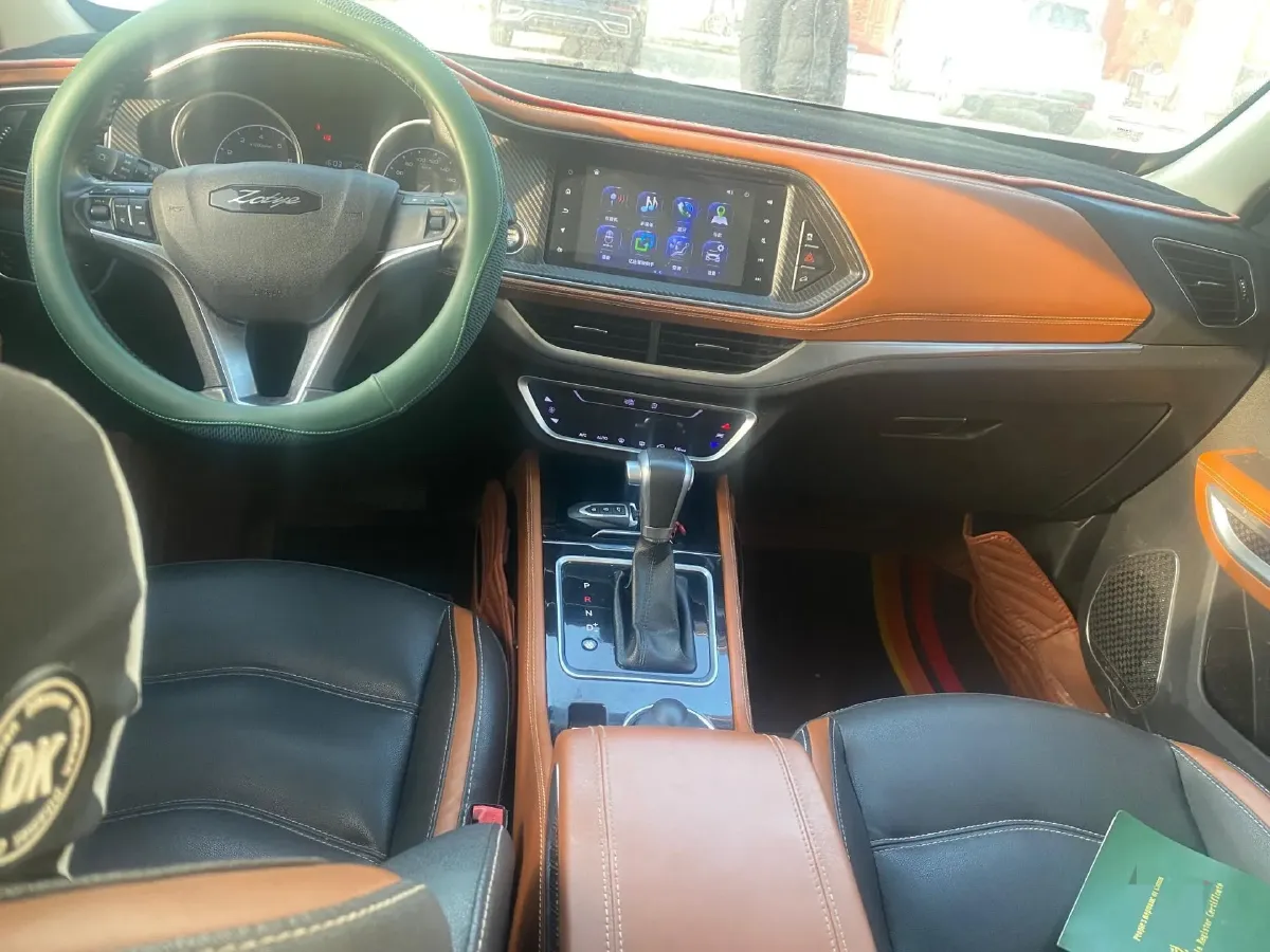 2017 Zotye T300 1.5T 144HP L4 CVT,autocango,china used car exporter,china ev exporter,chinese used car exporter,chinese used ev exporter