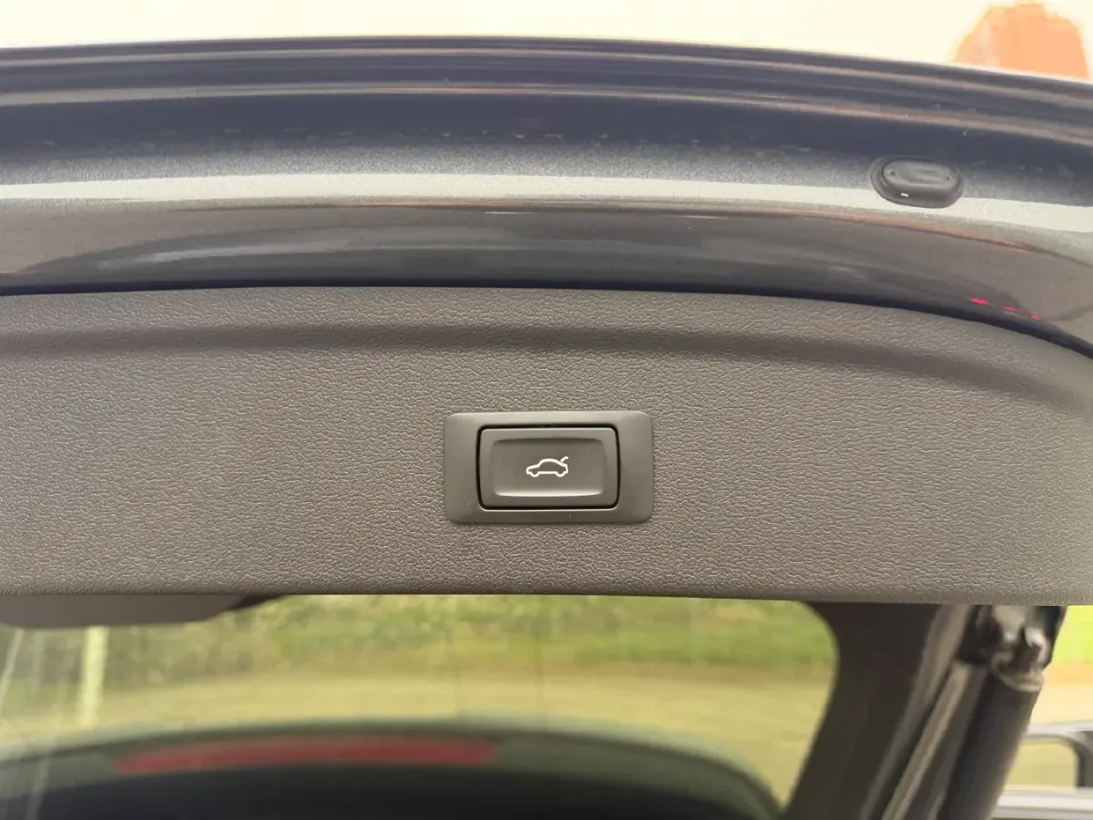 2023 Audi A3 1.4T 150HP L4 7DCT,autocango,china used car exporter,china ev exporter,chinese used car exporter,chinese used ev exporter