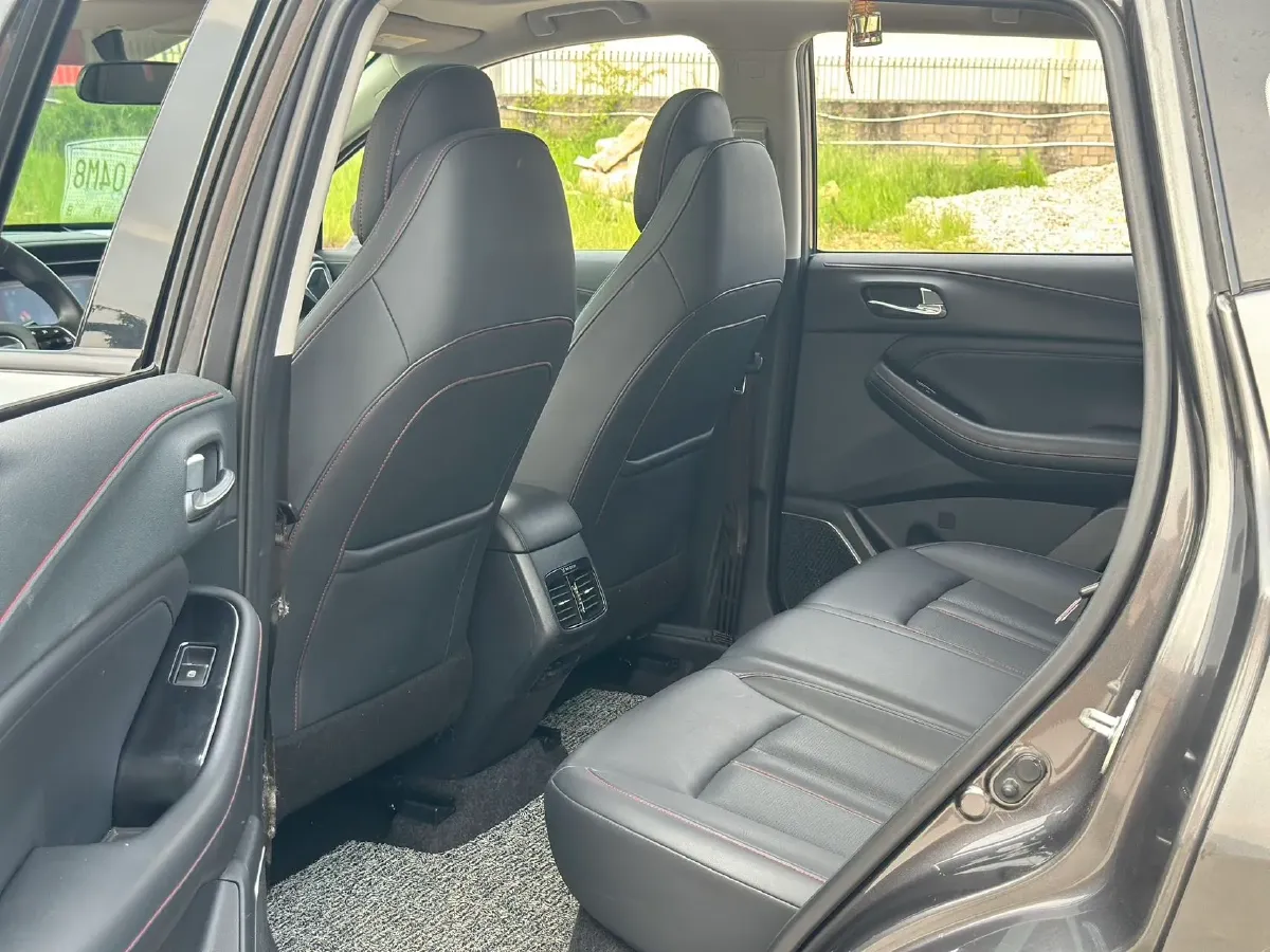 2021 GAC Trumpchi GS4 1.5T 169HP L4 7DCT,autocango,china used car exporter,china ev exporter,chinese used car exporter,chinese used ev exporter