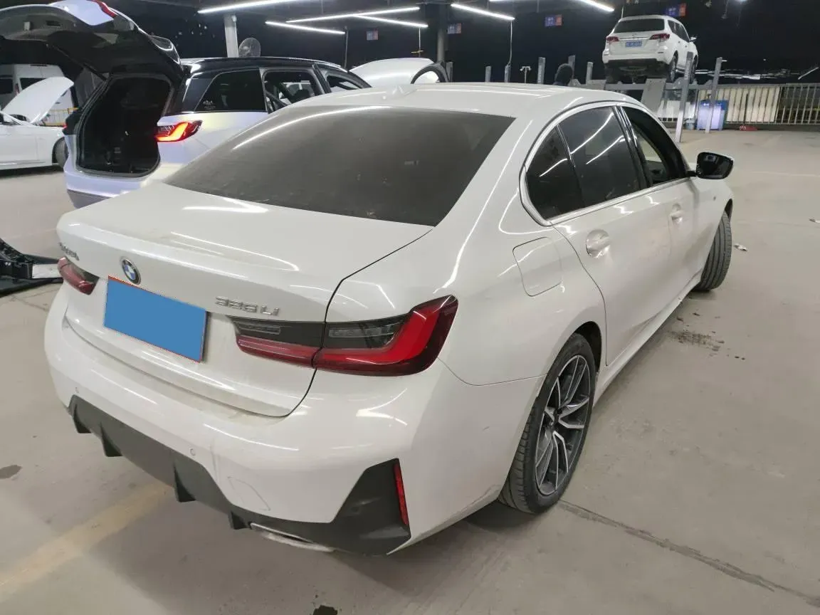 2023 BMW 3 Series 2.0T 156HP L4 8AT,autocango,china used car exporter,china ev exporter,chinese used car exporter,chinese used ev exporter