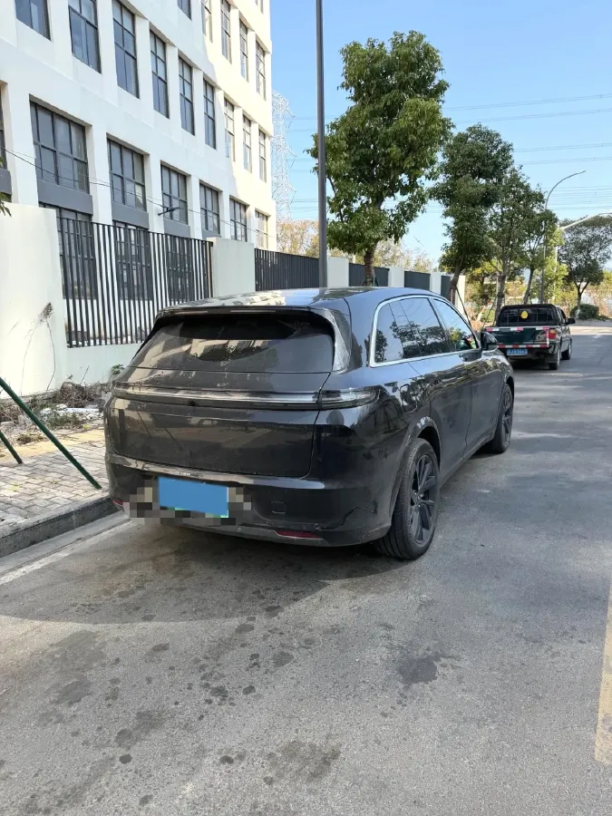 2023 Li L7 Range Extended 154HP REEV 40.9KWH,autocango,china used car exporter,china ev exporter,chinese used car exporter,chinese used ev exporter