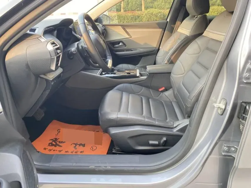 2022 Citroen C5 X 1.6T 175HP L4 8AT,autocango,china used car exporter,china ev exporter,chinese used car exporter,chinese used ev exporter