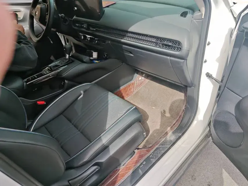 2023 Honda HR-V 1.5T 182HP L4 CVT,autocango,china used car exporter,china ev exporter,chinese used car exporter,chinese used ev exporter