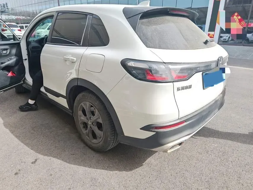 2023 Honda HR-V 1.5T 182HP L4 CVT,autocango,china used car exporter,china ev exporter,chinese used car exporter,chinese used ev exporter
